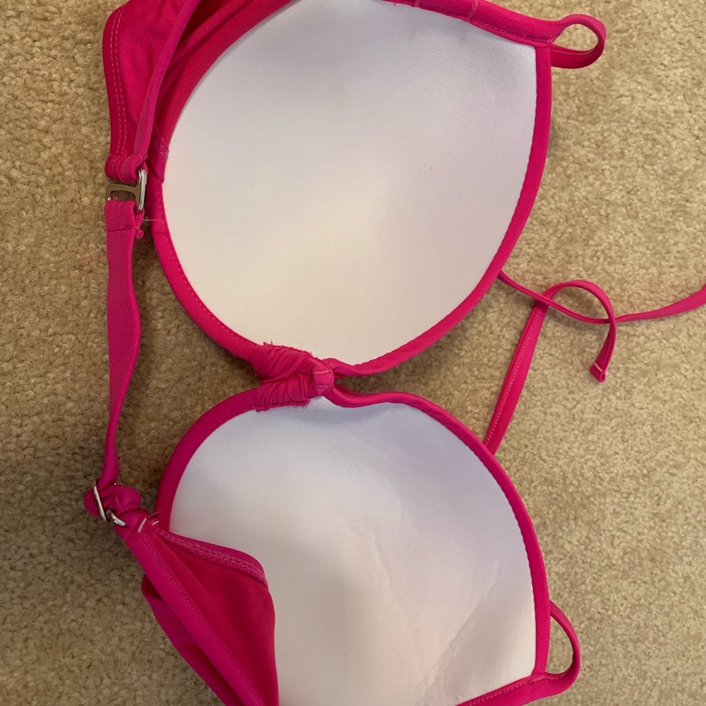 Bathing suite - Picture 3 of 3